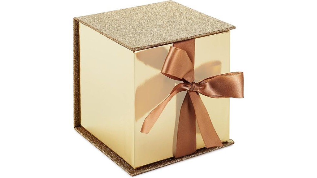 gold gift box details